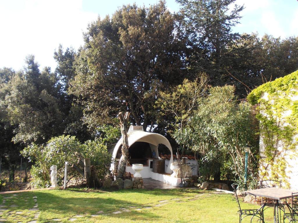 Gasthaus Casa Alianda Telti Exterior foto